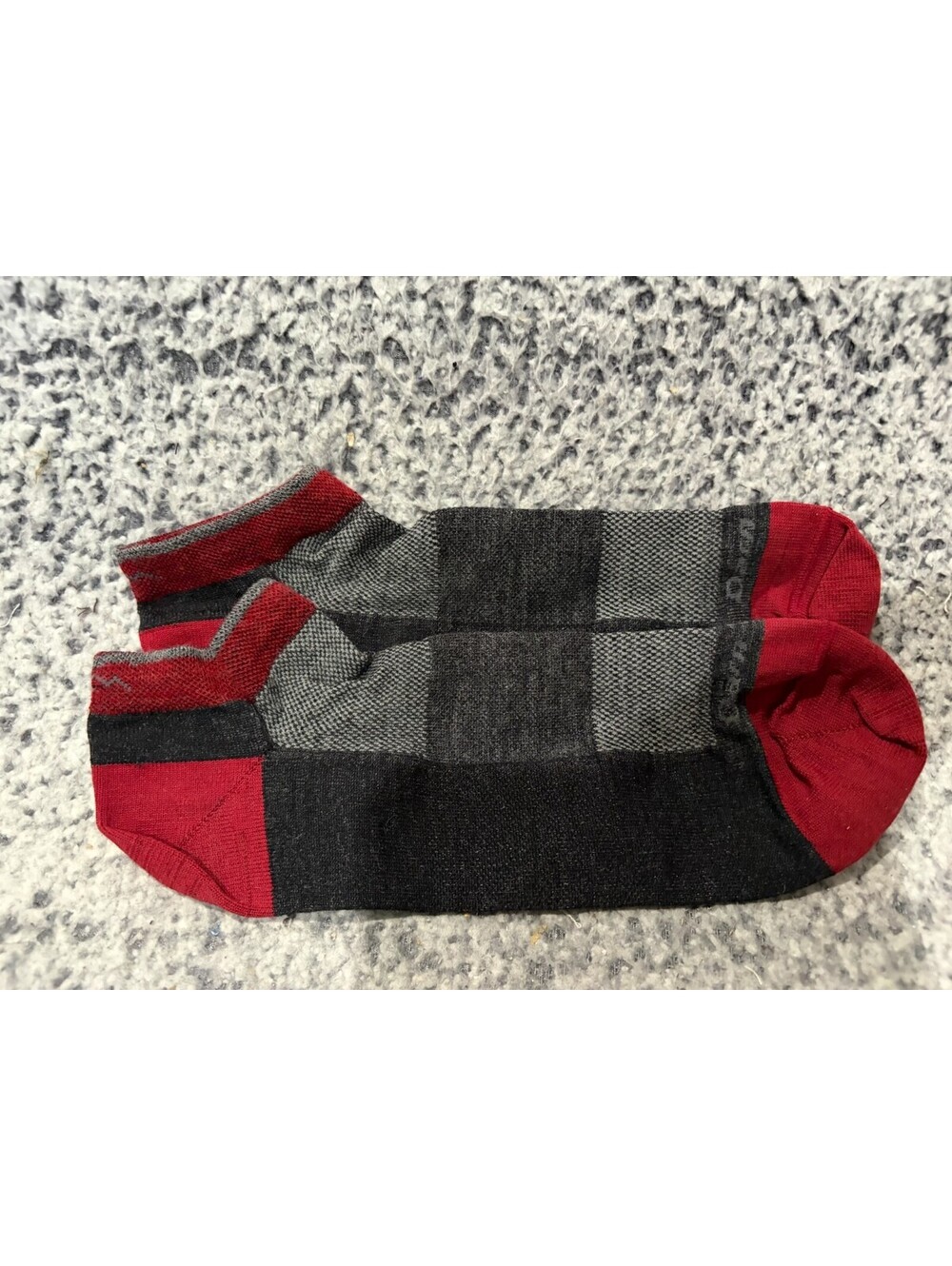 Darn Tough Large Merino Wool Ankle Running Socks Black Red Gray NWOT